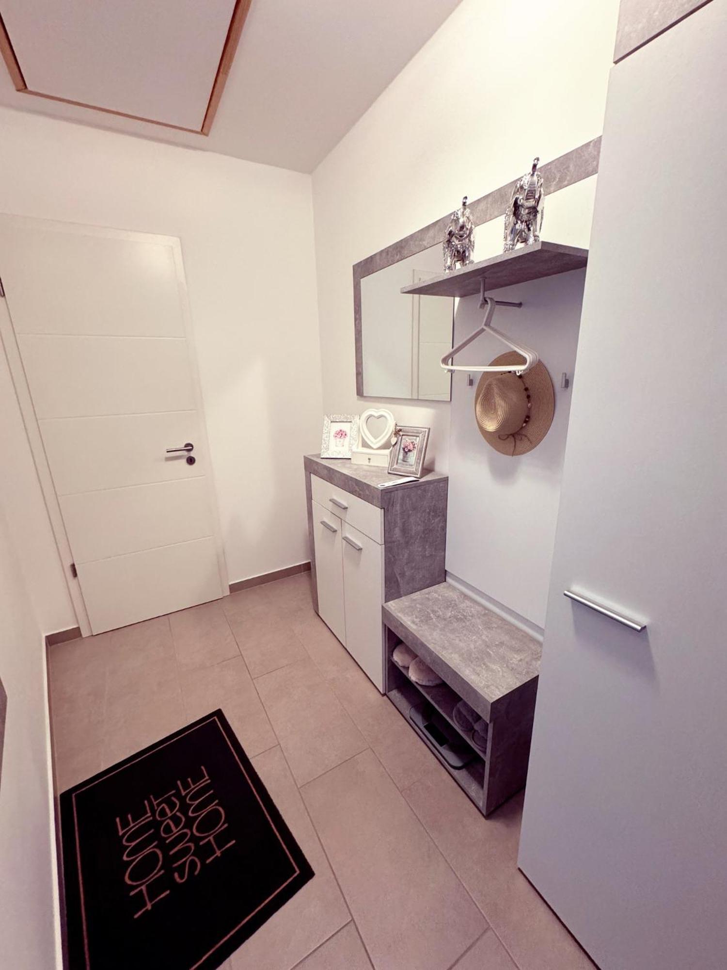 Exclusive Family Apartman Apartamento Pécs Exterior foto